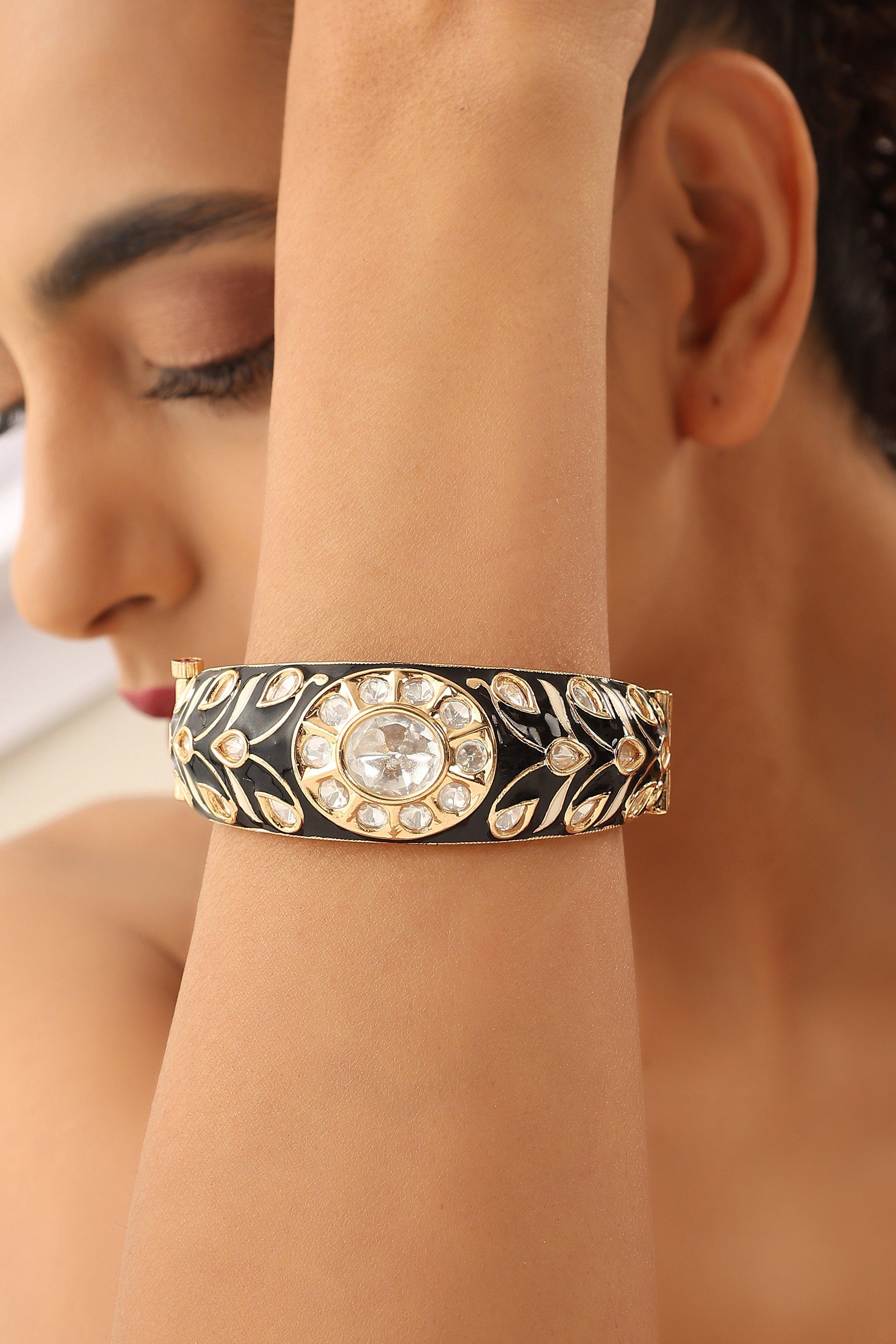 Embrace Elegance Polki Bracelet - Dyulokha