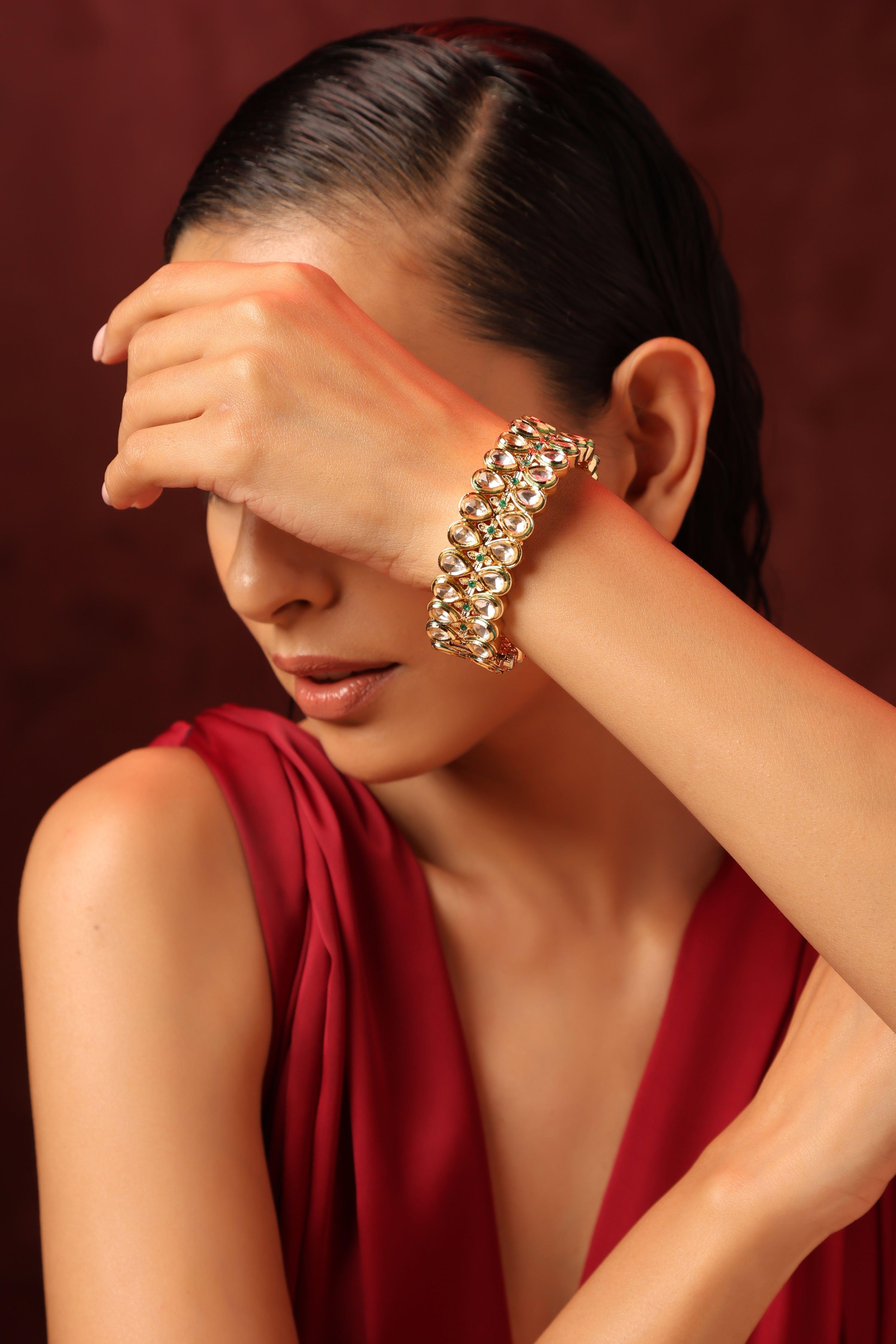 Jade Jewel Kundan Kada - Dyulokha