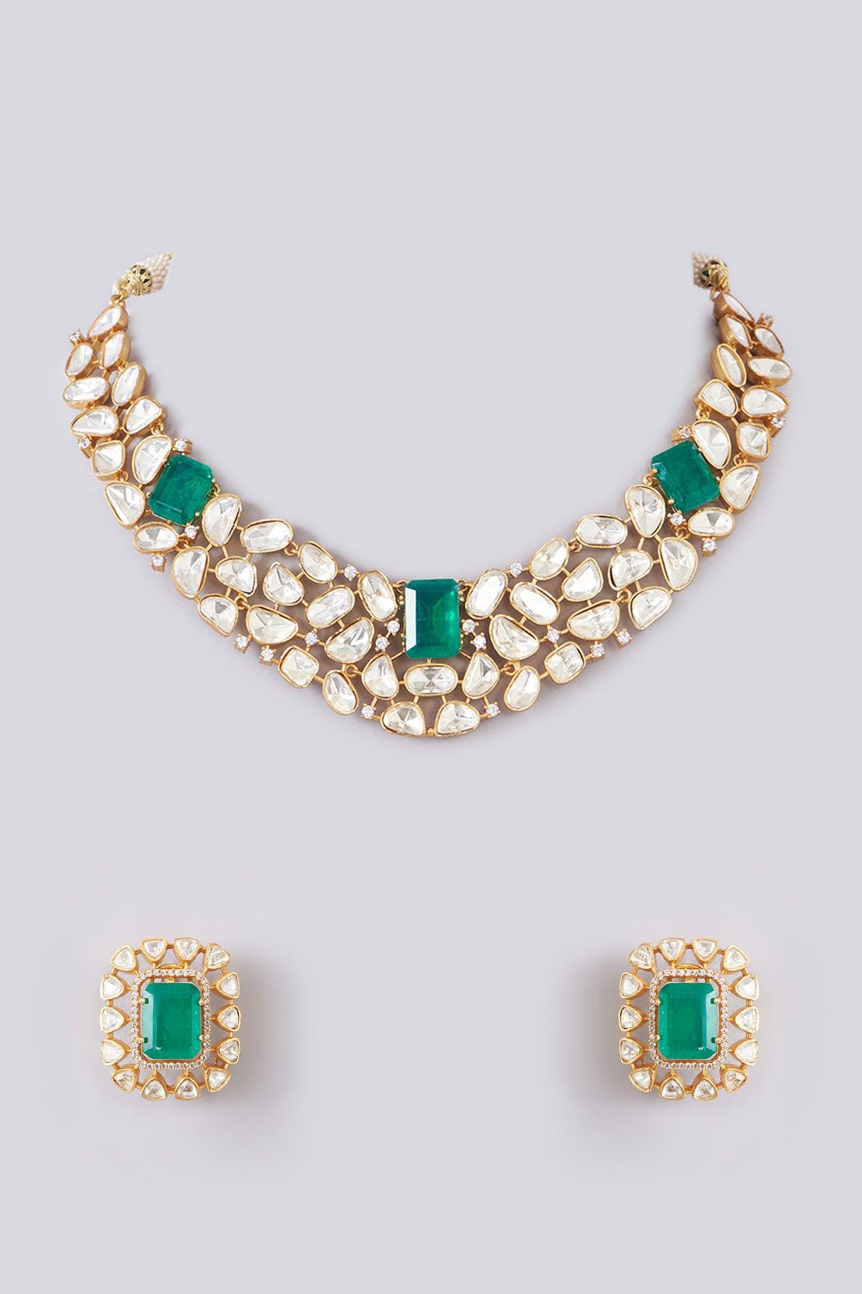 Emerald Kundan Necklace Set - Dyulokha
