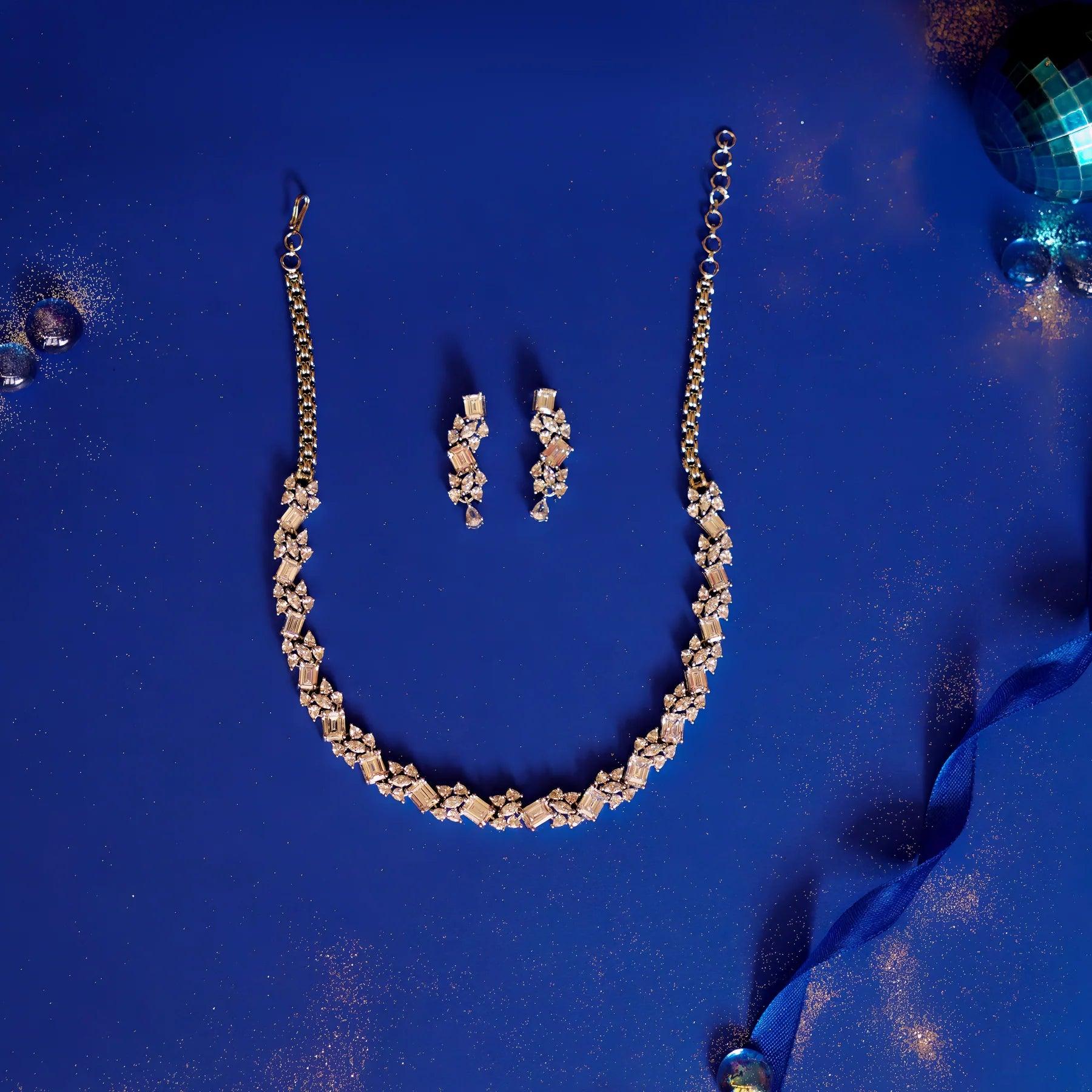 Versatile Glamour Elegant Necklace Set - Dyulokha