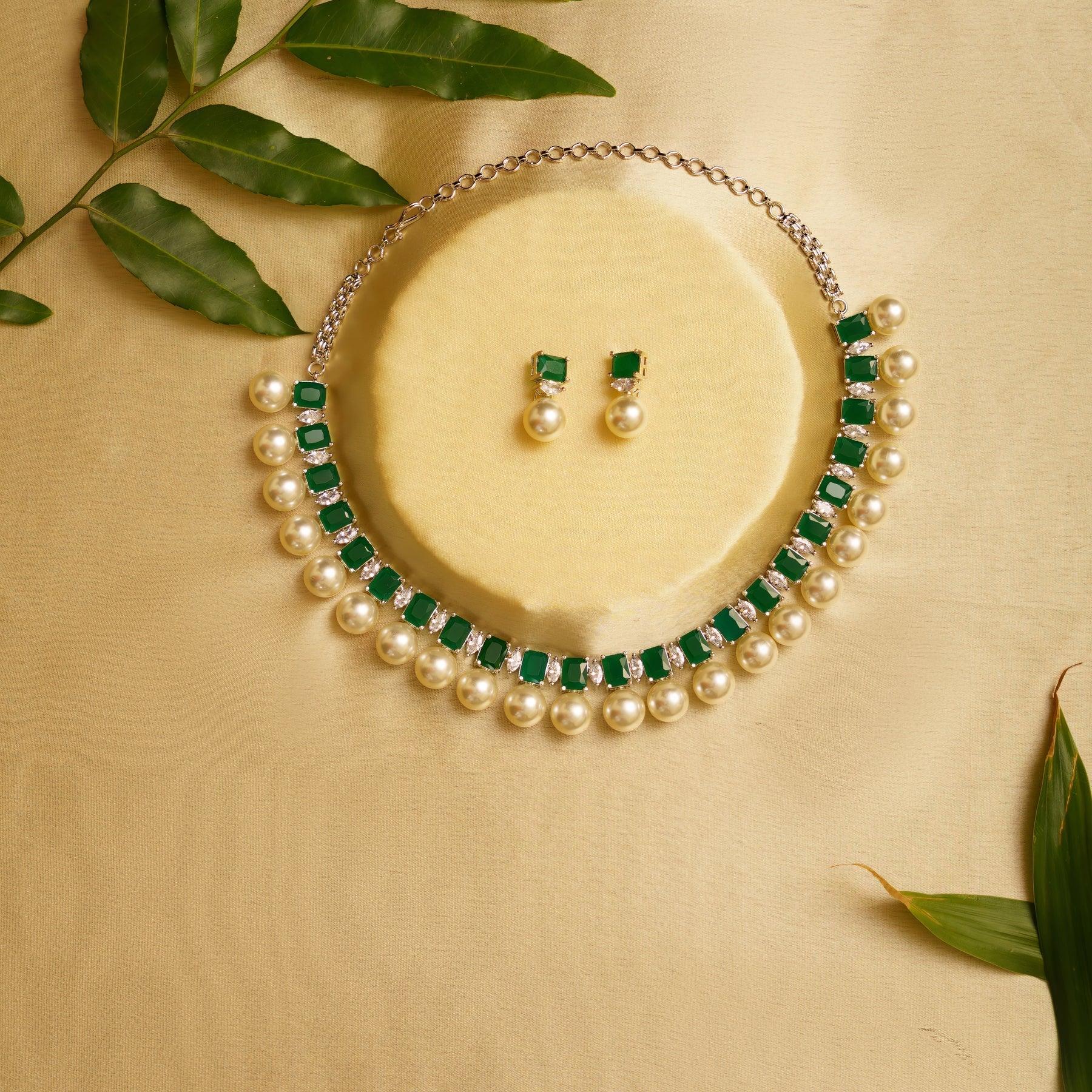 Emerald Elegance Pearl Dropped Diamond Set - Dyulokha
