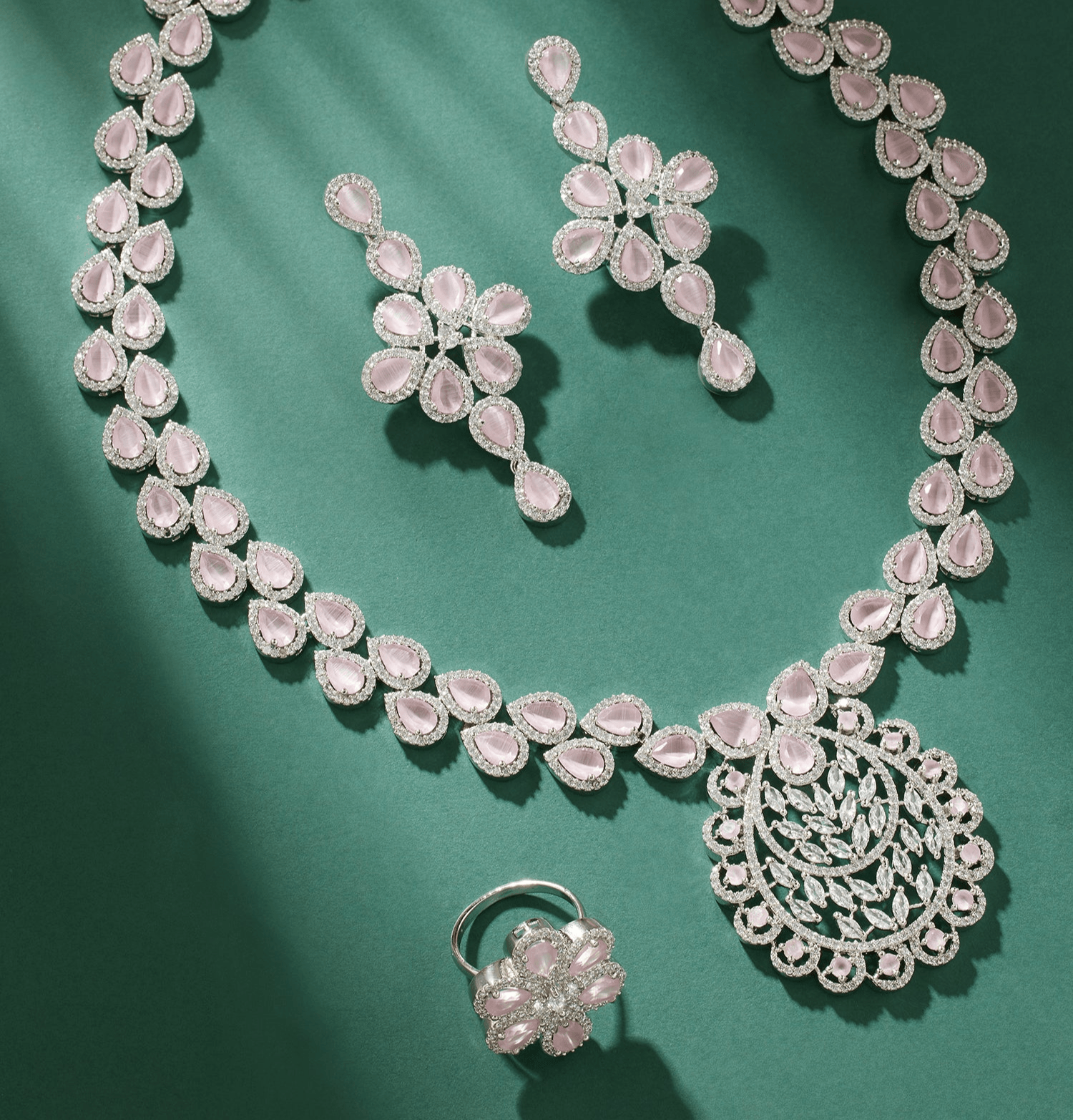 Graceful Pink Symphony Neckace Set - Dyulokha