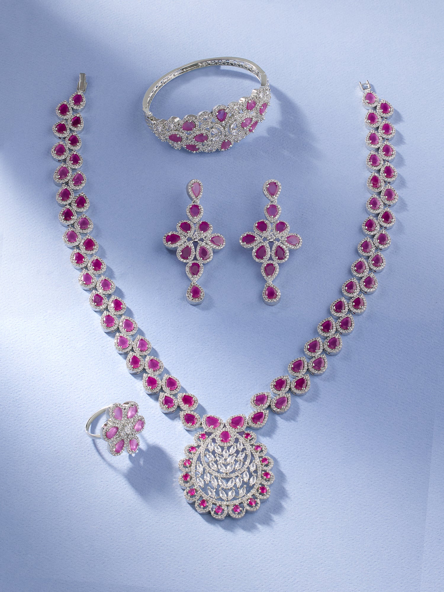 Radiant Rose Necklace Set - Dyulokha