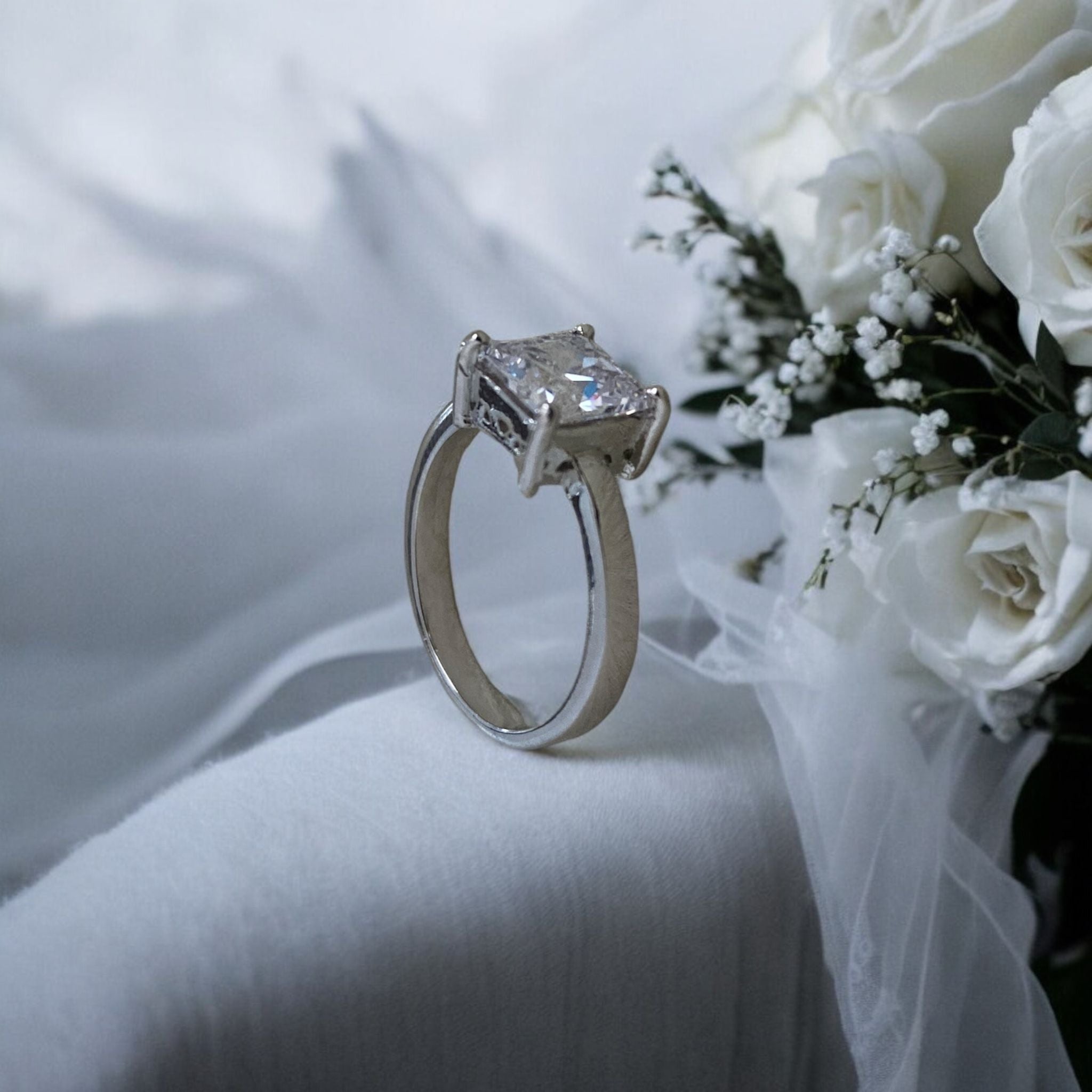 Princess CZ Solitaire Ring - Dyulokha