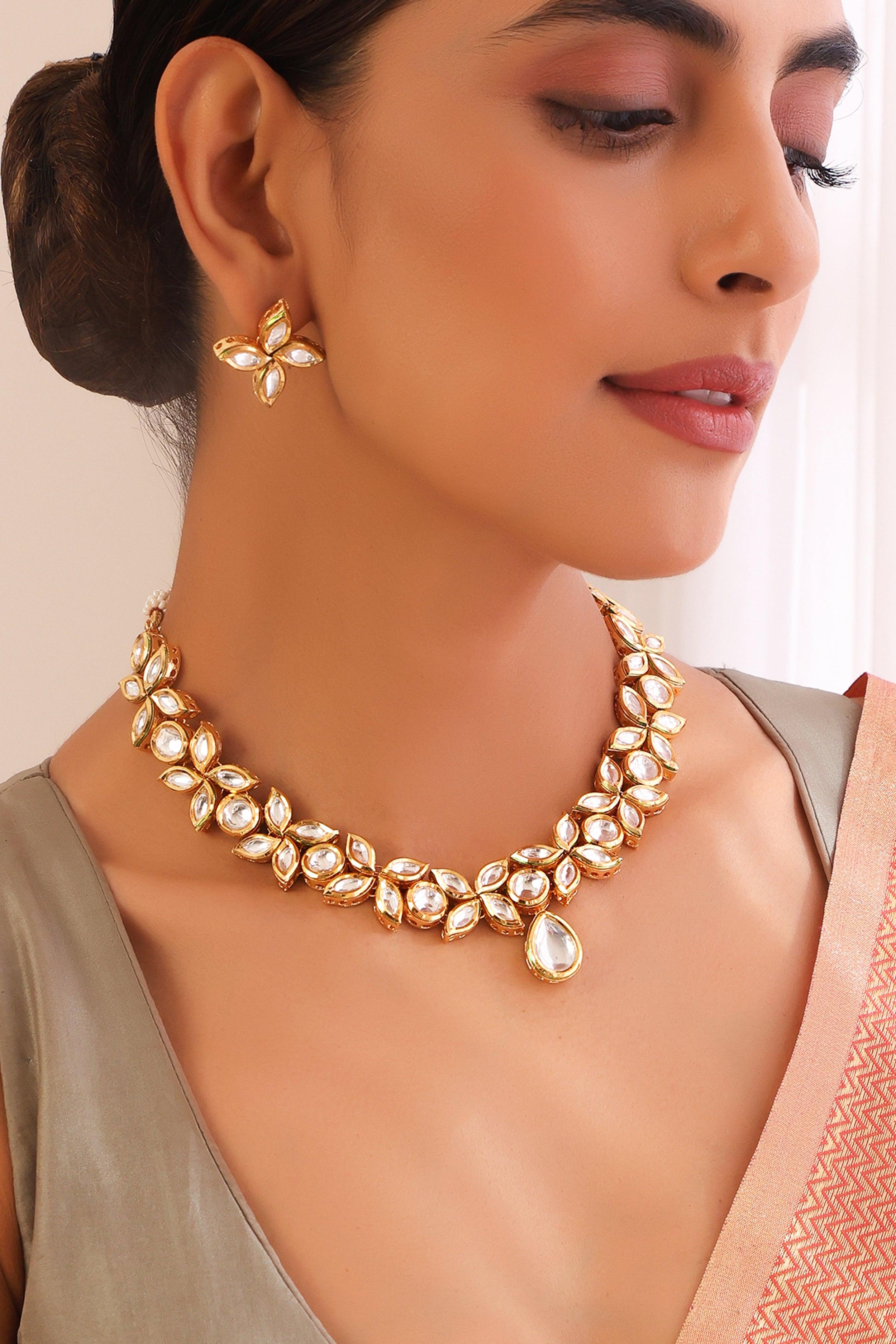 Golden Elegance Kundan Necklace Set - Dyulokha